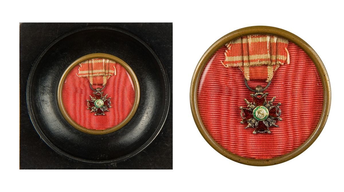 Лот №136. Фрачный знак ордена Св. Станислава с мечами (за военные заслуги).